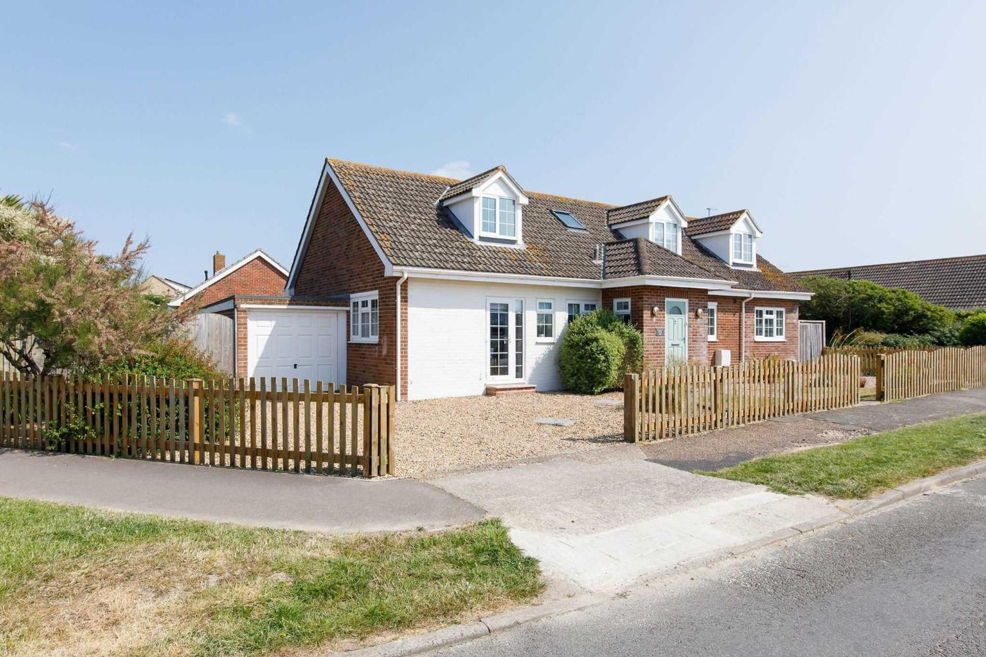 Beach House For 10 With Hot Tub & Garden West Wittering Exterior foto